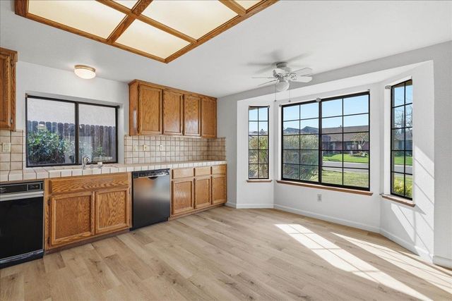 5307 Nyoda Way, Carmichael, CA 95608