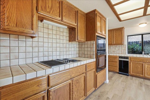 5307 Nyoda Way, Carmichael, CA 95608