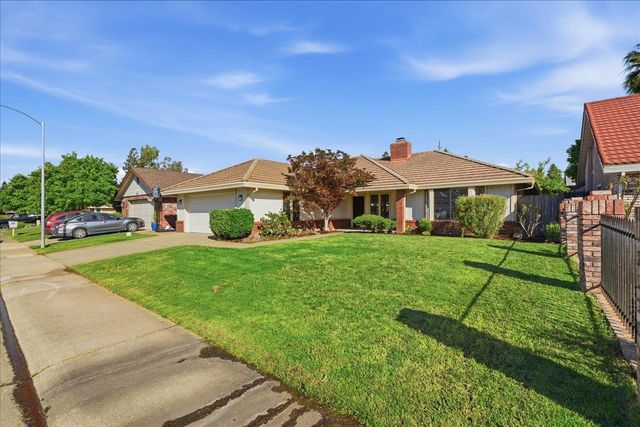 5307 Nyoda Way, Carmichael, CA 95608