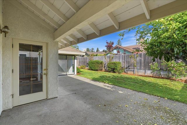 5307 Nyoda Way, Carmichael, CA 95608