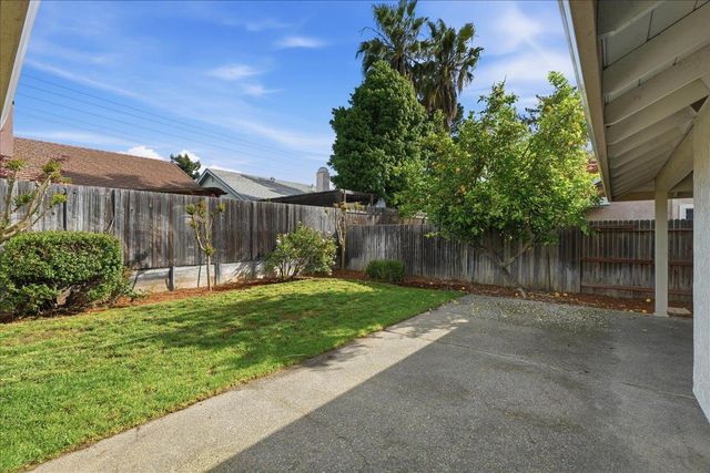 5307 Nyoda Way, Carmichael, CA 95608