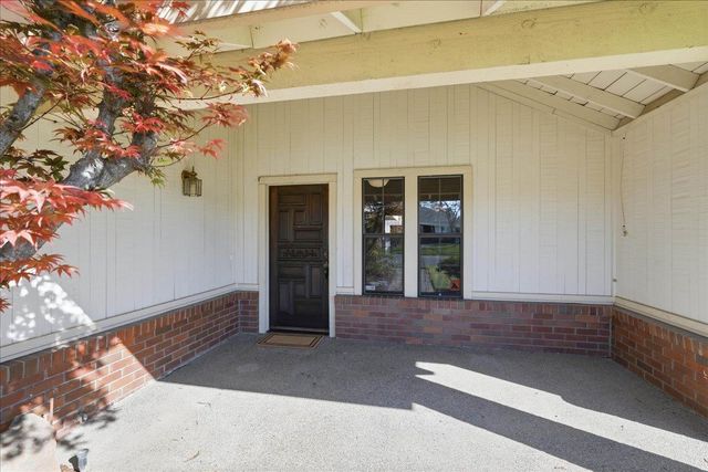 5307 Nyoda Way, Carmichael, CA 95608