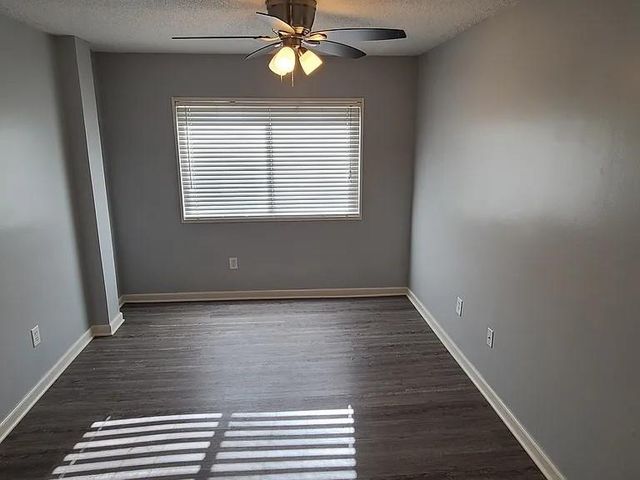 11316 Lewis Avenue, Kansas City, MO 64134