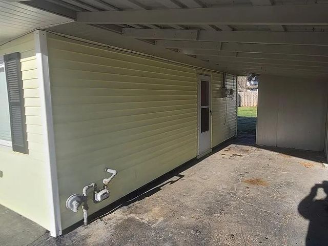 11316 Lewis Avenue, Kansas City, MO 64134