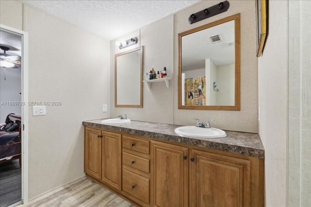 415 S Kennel St, Clewiston, FL 33440