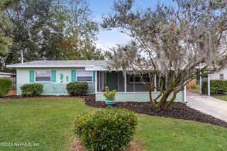 303 RENNE Drive N, Jacksonville, FL 32218