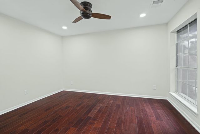 34 Grants Lake Circle, Sugar Land, TX 77479