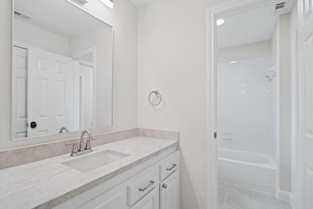 34 Grants Lake Circle, Sugar Land, TX 77479