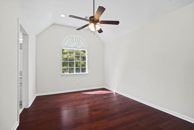 34 Grants Lake Circle, Sugar Land, TX 77479