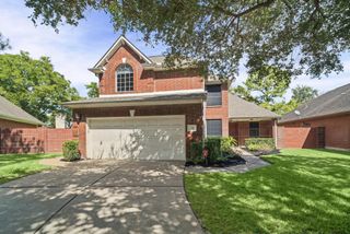 34 Grants Lake Circle, Sugar Land, TX 77479