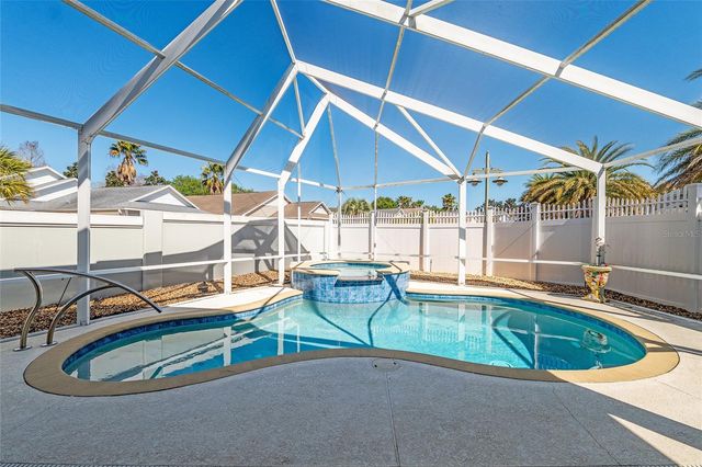 1241 MERRYWEATHER WAY, The Villages, FL 32162