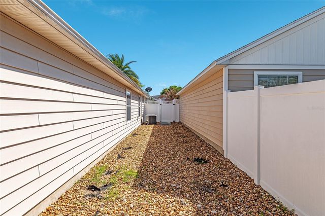 1241 MERRYWEATHER WAY, The Villages, FL 32162