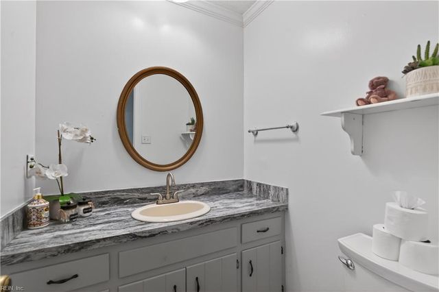 25 Saint Catherine DR, Carrollton, VA 23314