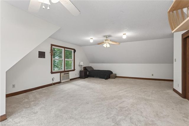 25 Saint Catherine DR, Carrollton, VA 23314