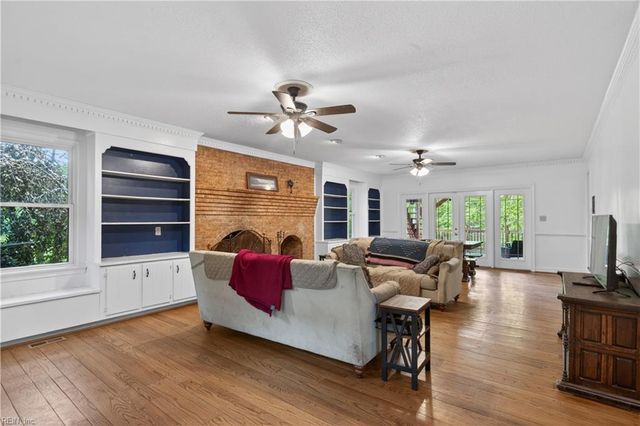 25 Saint Catherine DR, Carrollton, VA 23314