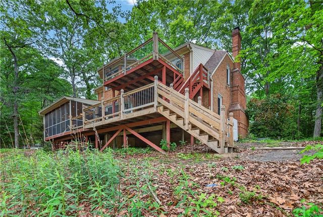 25 Saint Catherine DR, Carrollton, VA 23314