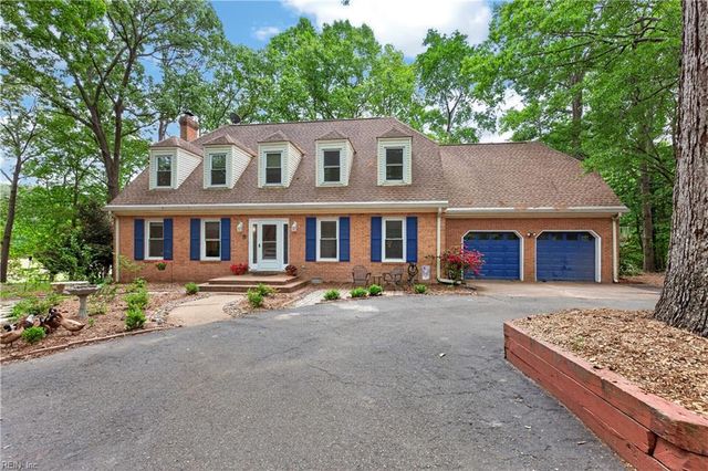 25 Saint Catherine DR, Carrollton, VA 23314