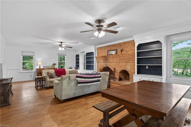 25 Saint Catherine DR, Carrollton, VA 23314