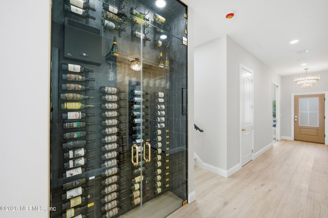 354 11TH Street, Atlantic Beach, FL 32233