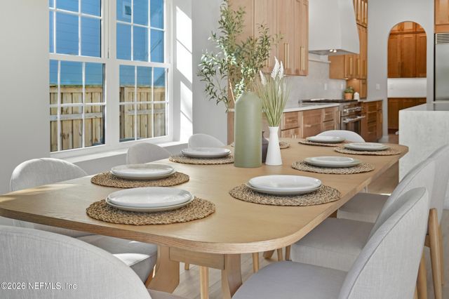 354 11TH Street, Atlantic Beach, FL 32233