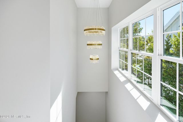 354 11TH Street, Atlantic Beach, FL 32233