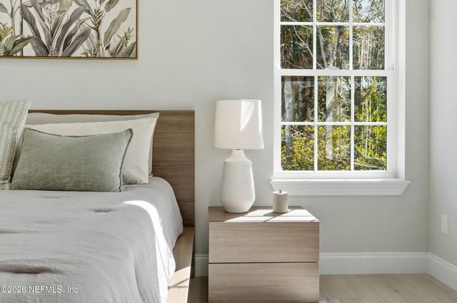 354 11TH Street, Atlantic Beach, FL 32233