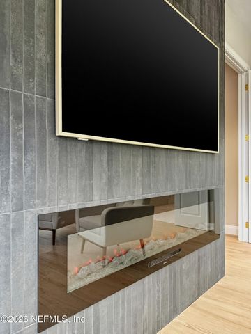 354 11TH Street, Atlantic Beach, FL 32233