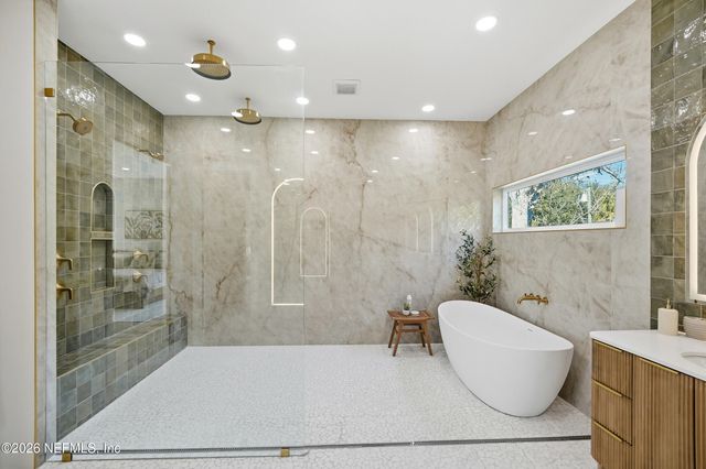 354 11TH Street, Atlantic Beach, FL 32233