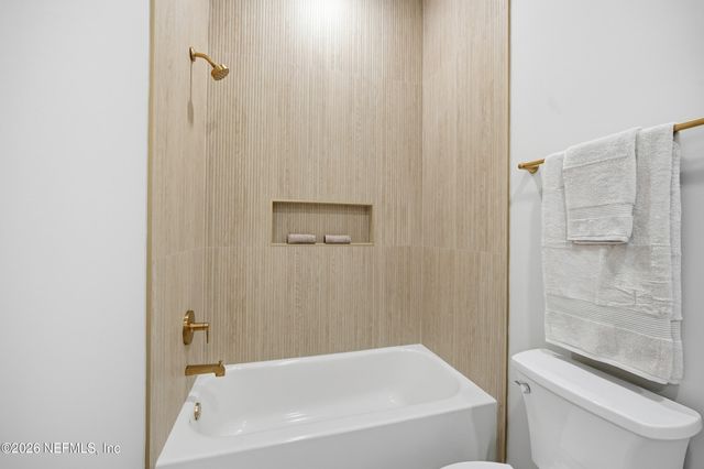 354 11TH Street, Atlantic Beach, FL 32233