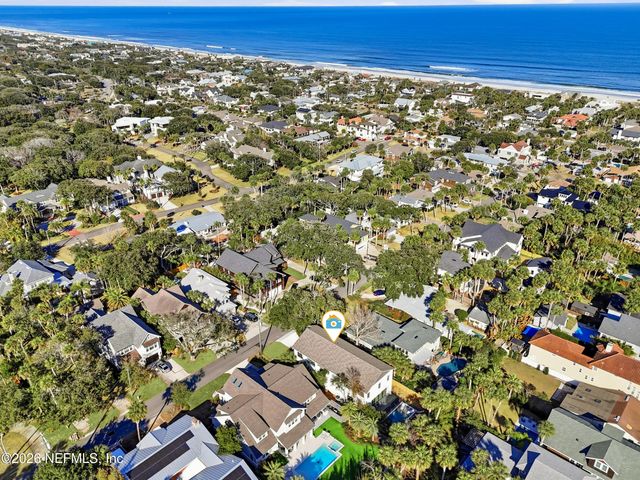 354 11TH Street, Atlantic Beach, FL 32233