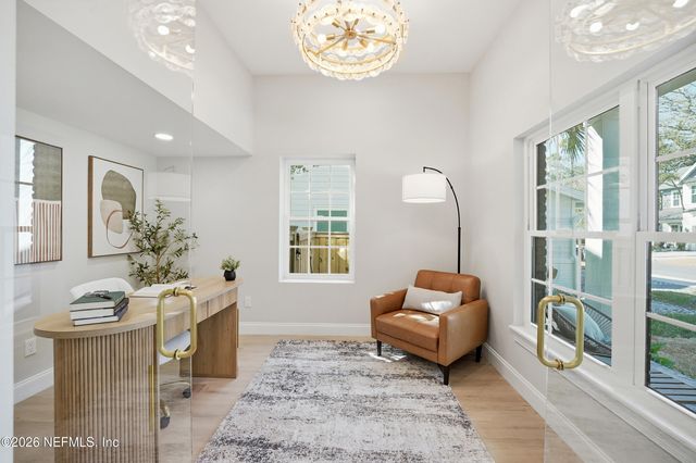 354 11TH Street, Atlantic Beach, FL 32233