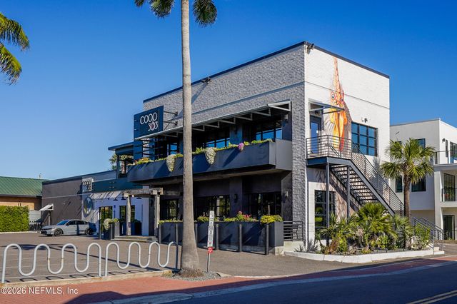 354 11TH Street, Atlantic Beach, FL 32233