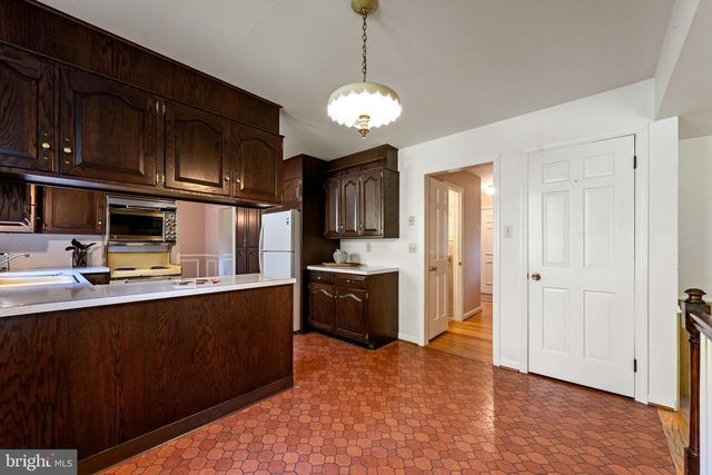 185 SHEPHERD LN, Shepherdstown, WV 25443