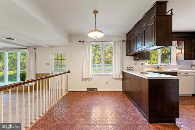 185 SHEPHERD LN, Shepherdstown, WV 25443