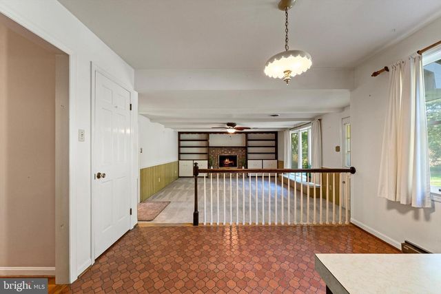 185 SHEPHERD LN, Shepherdstown, WV 25443