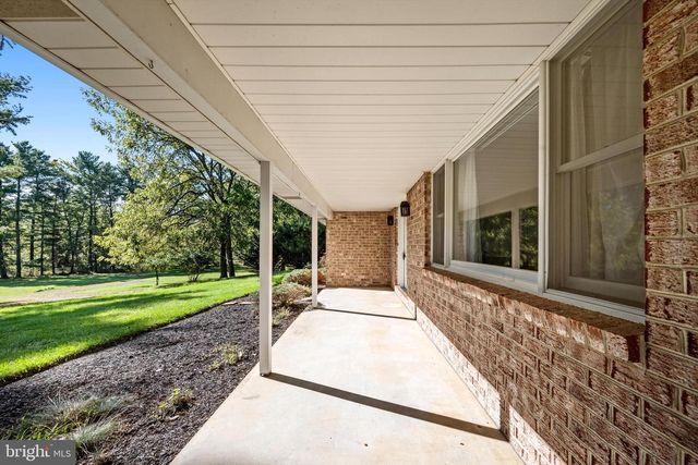 185 SHEPHERD LN, Shepherdstown, WV 25443