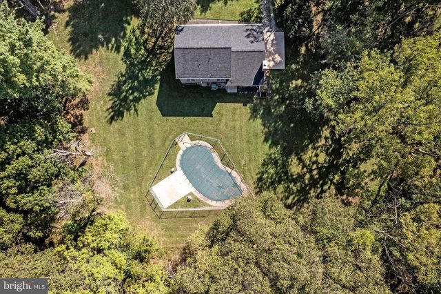 185 SHEPHERD LN, Shepherdstown, WV 25443