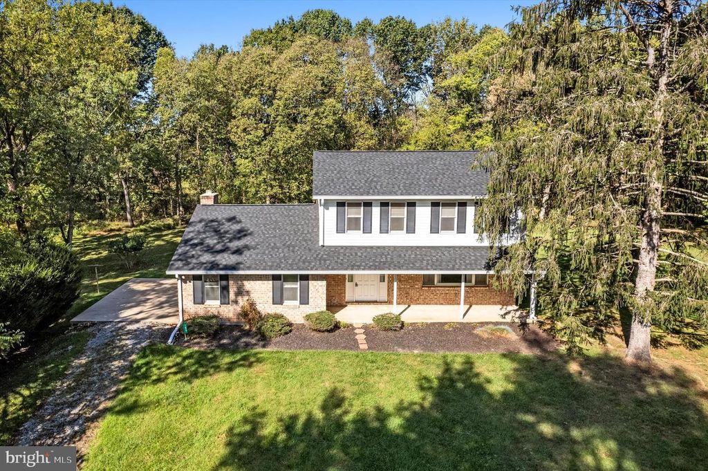 185 SHEPHERD LN, Shepherdstown, WV 25443