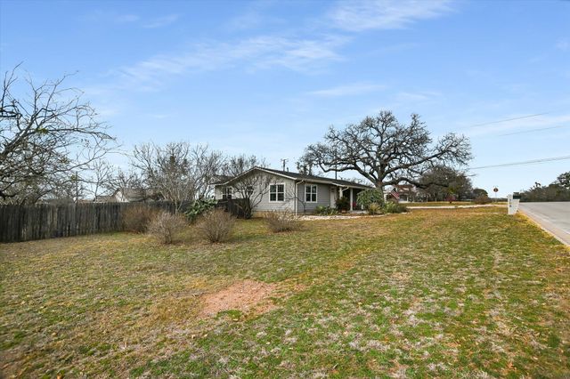 708 Avenue F, Marble Falls, TX 78654