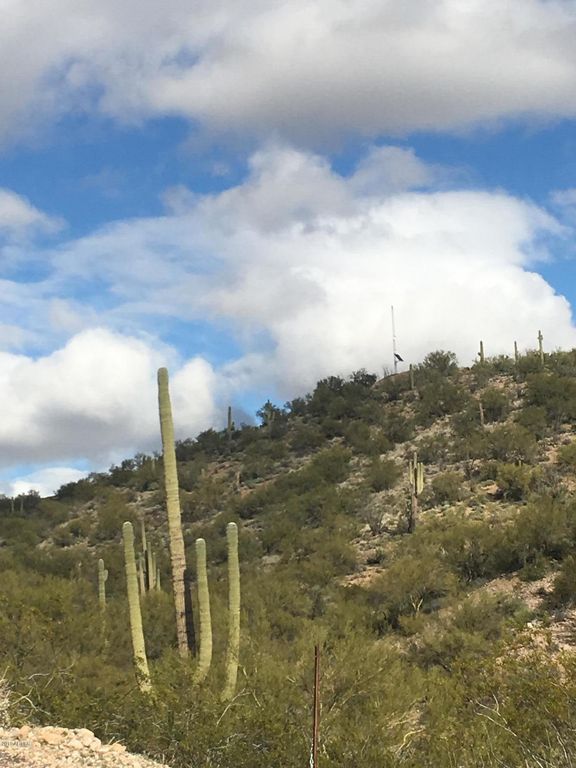 86.346 AC. STONEHEDGE RANCH Road 6, Wickenburg, AZ 85390 — photo 2