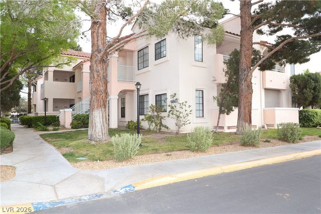 4861 South Torrey Pines Drive 106, Las Vegas, NV 89103