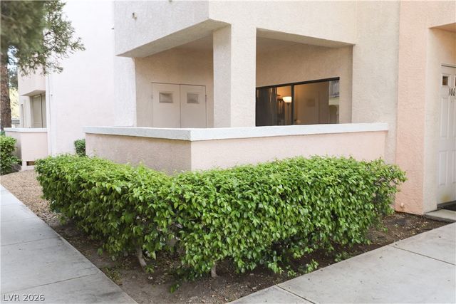 4861 South Torrey Pines Drive 106, Las Vegas, NV 89103