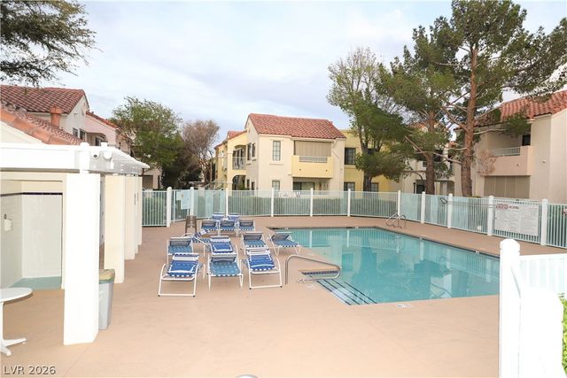 4861 South Torrey Pines Drive 106, Las Vegas, NV 89103