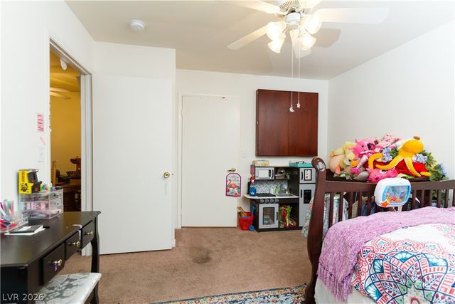 4861 South Torrey Pines Drive 106, Las Vegas, NV 89103