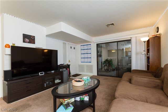 4861 South Torrey Pines Drive 106, Las Vegas, NV 89103