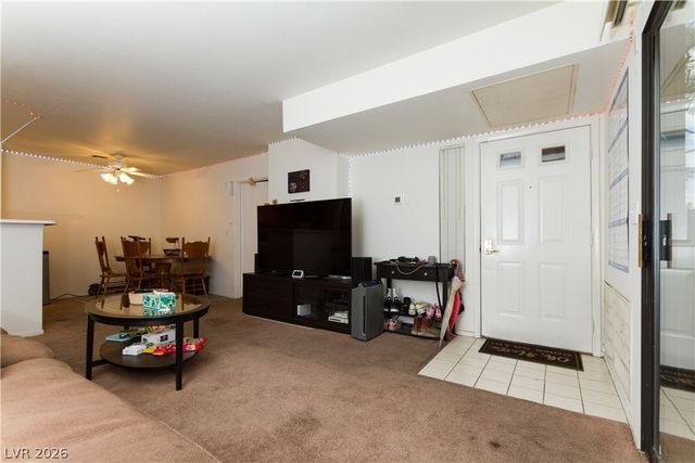 4861 South Torrey Pines Drive 106, Las Vegas, NV 89103