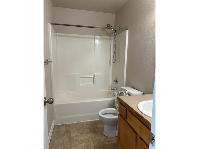 3717 Salida Ct, Evans, CO 80620