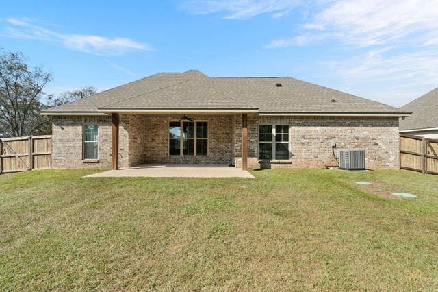 4 Sapphire Dr., Purvis, MS 39475