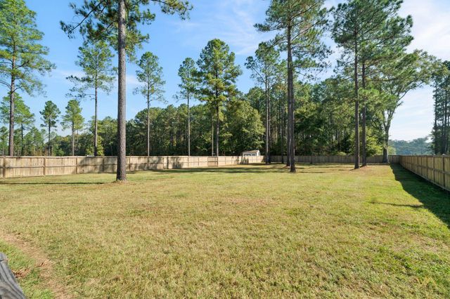 4 Sapphire Dr., Purvis, MS 39475