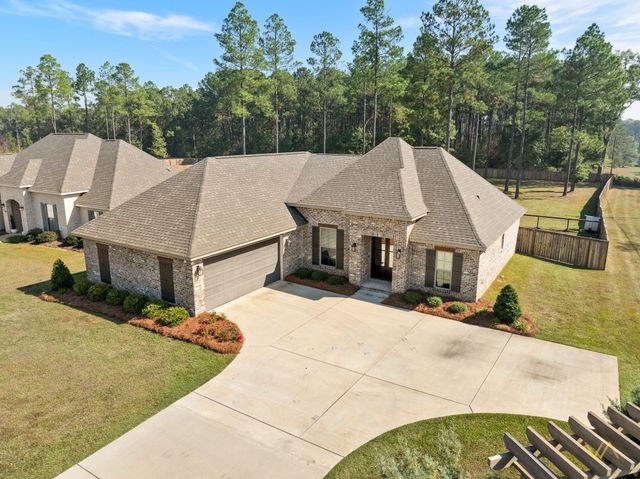 4 Sapphire Dr., Purvis, MS 39475